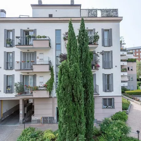 Bellissimo Su Due Piani A Pochi Passi Dal Monumentale ميلان