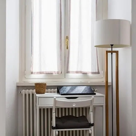 Lovely & Modern In China Town Area - Via Rosmini