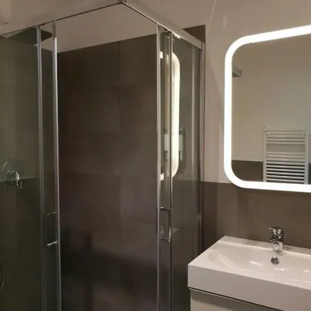 Con Grande Terrazzo In Via Lomellina - Lome 527