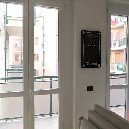 Altido Sleek Studio W/balcony * Milán