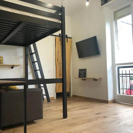 Trevi Industrial D Apartamento Milán