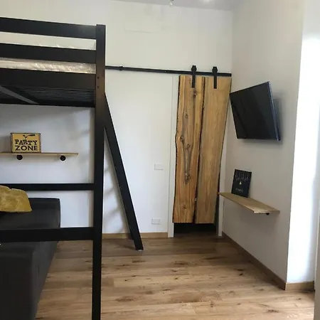 Apartamento Trevi Industrial D *