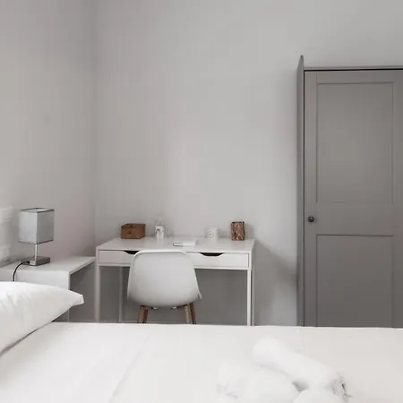 Bnbutler - Pergolesi, 6 - Accogliente E Moderno A Due Passi Da Tutto Milano