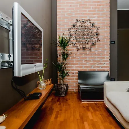 Appartement Airport The Fan Loft Near Linate Airport+duomo Milaan
