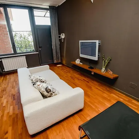 Апартаменты Airport The Fan Loft Near Linate Airport+duomo
