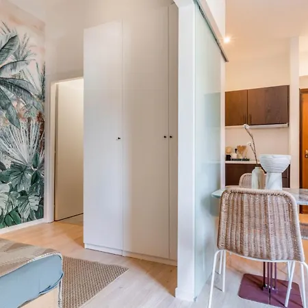 Tropical And New Flat In Porta Venezia By Easylife *
