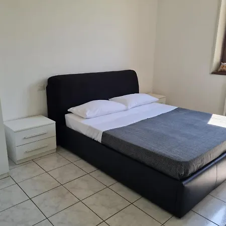 Apartment Delizioso Bilocale In Zona Fondazione Prada 4 Piano Senza Ascensore Milan