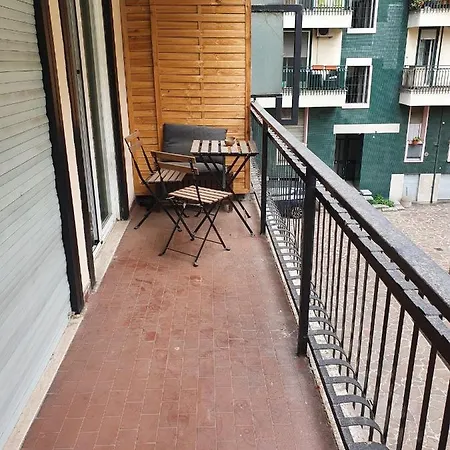 Bruzzesi Cozy Studio * Milán