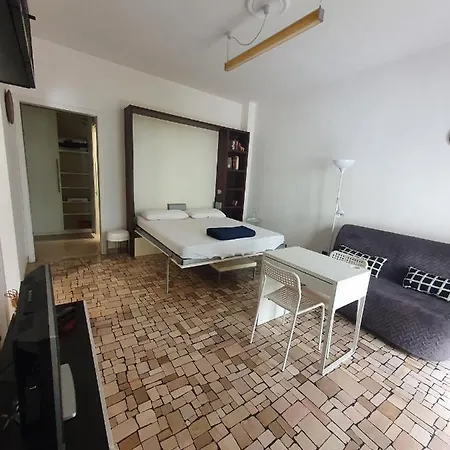 Bruzzesi Cozy Studio Apartamento *