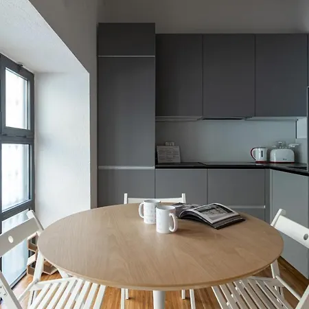 Italianway - Frisi 8 Apartament *