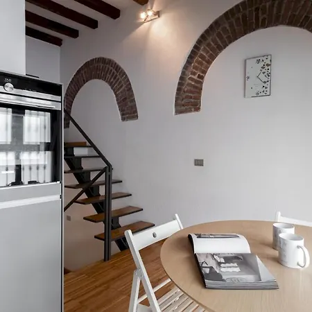 Apartament Italianway - Frisi 8 *