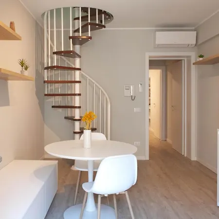 Bnbutler - Casati, 2 - Glamour In Citta Tra Shopping E Notturna Appartement Milaan