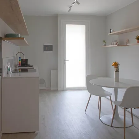 Apartment Bnbutler - Casati, 2 - Glamour In Citta Tra Shopping E Notturna Milan