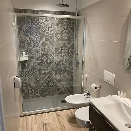 Housitalia ميلان