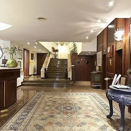 Bristol Hotel