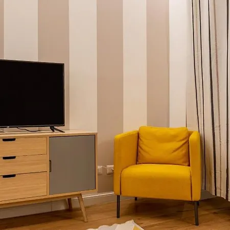 Cozy Apartment Tadino