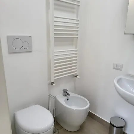 Apartment Delizioso Bilocale In Zona Fondazione Prada 4 Piano Senza Ascensore Milan