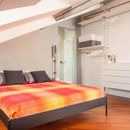 Apartamento The Rent - Mansard In Buenos Aires District Milán