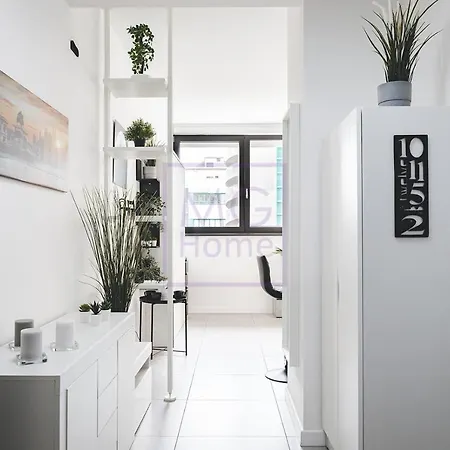 Mg Peonia Apartment Milan