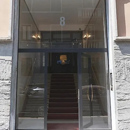 Oreaspiti - Not Only A In Magenta Quarter * 밀라노