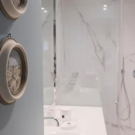 Oreaspiti - Not Only A In Magenta Quarter *