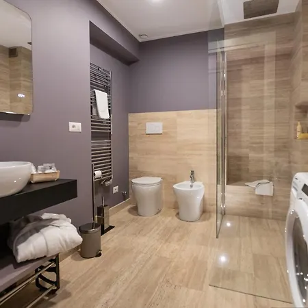 Household Settembrini 4* Milano