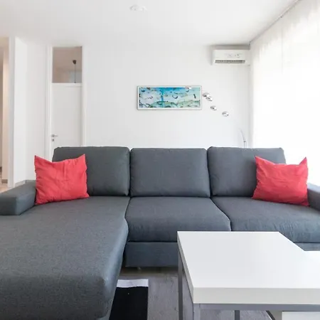 Italianway Easy - Amedeo D'aosta 9 *