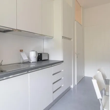 Italianway Easy - Amedeo D'aosta 9 * Milan