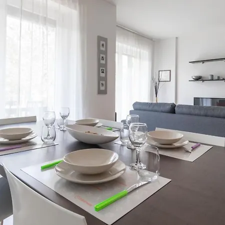 Italianway Easy - Amedeo D'aosta 9 * Milan