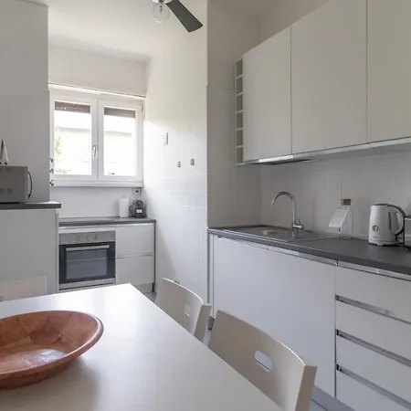 Italianway Easy - Amedeo D'aosta 9 * Milan