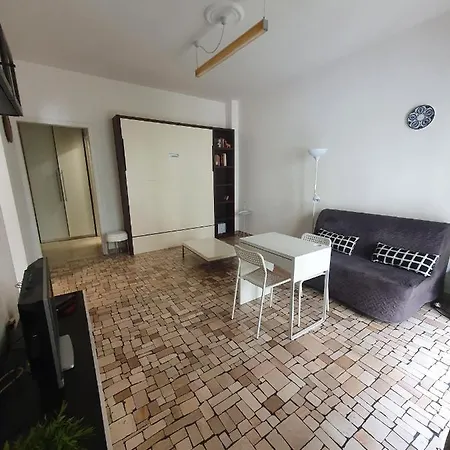 Apartamento Bruzzesi Cozy Studio Milán