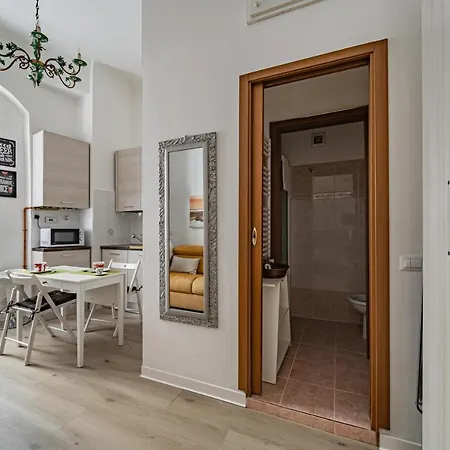 Milano, La Casetta Di Beatrice - By Host4u Apartmán Milán