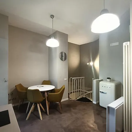 Game House In The Center Apartment *
