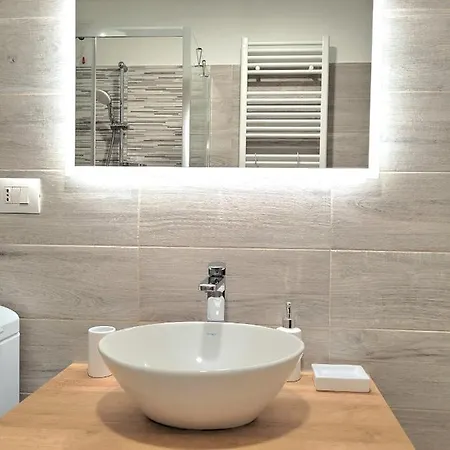 - San Siro Apartment *
