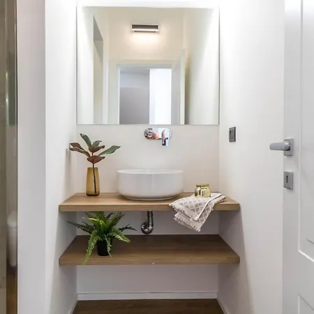 Hostmate - - Disciplini - Duomo *