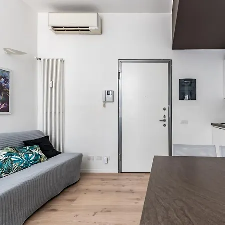 Easylife - - Torino 15 - Duomo Apartment Milan