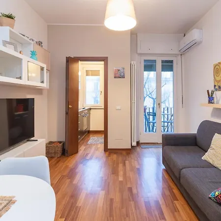 Apartment Renovated Flat Close To City Center Lomellina 34