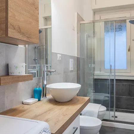 Renovated Flat Close To City Center Lomellina 34 * Milan