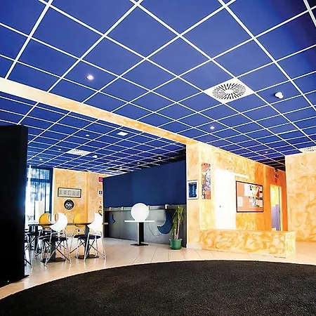 New Generation Chic Sempione Hostel *