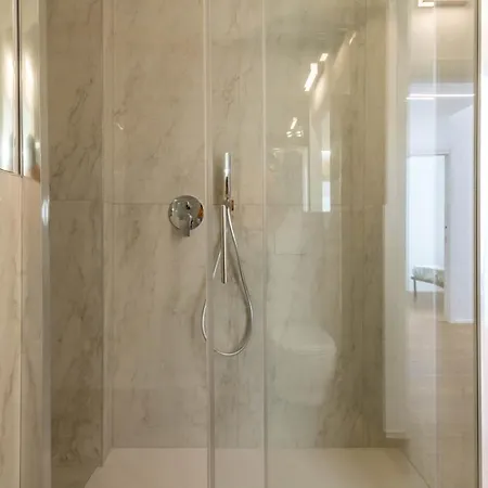 Hostmate - - Disciplini - Duomo *