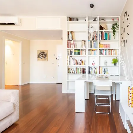Apartament Rosselli 13