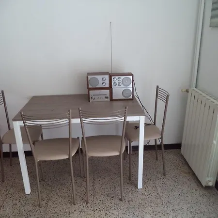 Italianway Easy - Voghera 11 A * Mailand