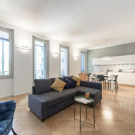 The Best Rent - Spacious Three-bedroom With Terrace