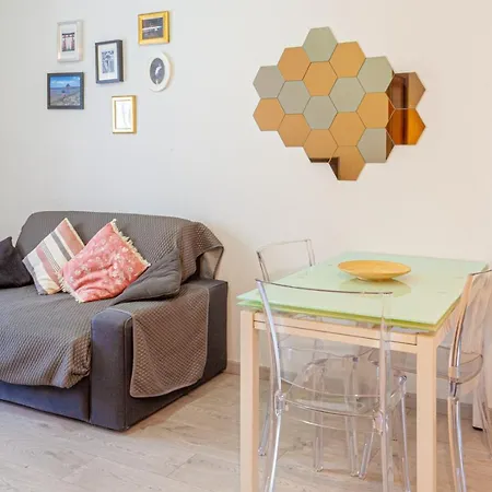 Appartement Bnbutler - Vignoli, 30 - Bilocale Comodo E Tranquillo *
