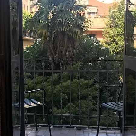 阿斯普罗蒙特酒店