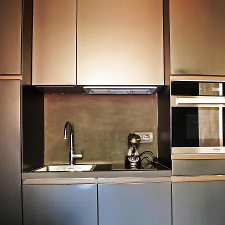 Repubblica Porta Venezia Chic Design Flat Milan