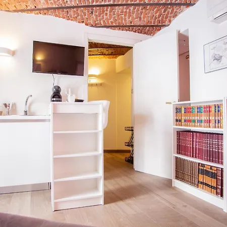 Bnbutler - Alfieri, 15 - Vecchie Atmosfere Apartment *