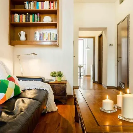Ma08a Beautiful Flat With Terrace In Pta Nuova * Milan