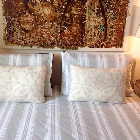 Mundi Bed & Breakfast *