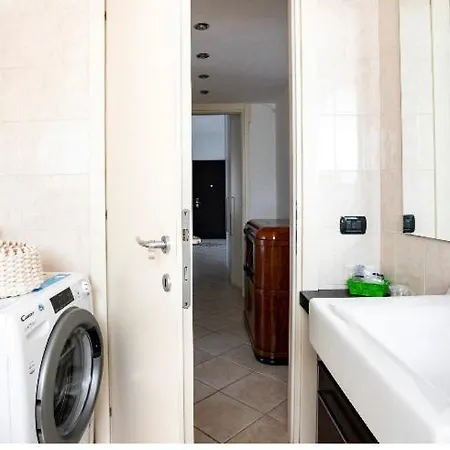 Apartment Casti - Mm3 Comasina Milan